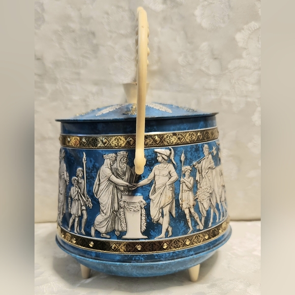 Vintage Footed Biscuit Tin with Lid & Handle Ancient Greece Wedding Celebration - Picture 3 of 6